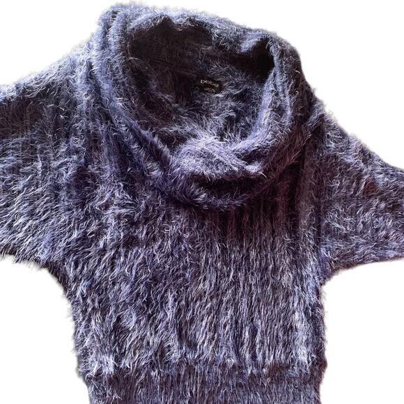 Touchable Texture Blue Eyelash Crop 3/4 Sleeve Sweater XS BEBE - Picture 11 of 13